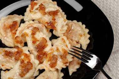 Pastırma ile geleneksel Ukrayna köfte