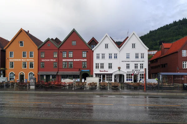 Tarihi Bryggen Rıhtımlar üzerinde Bergen bina — Stok fotoğraf