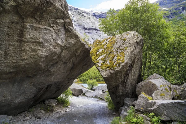 Naturalny kamień łuk — Zdjęcie stockowe