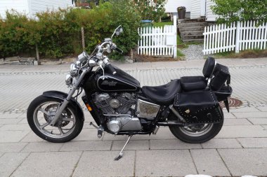 Motosiklet Honda Shadow Vt1100