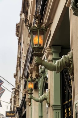 Fenerler üzerinde Piccadilly, Londra