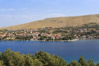 Sonbahar Dalmaçya kıyıları