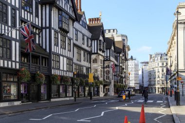 Mağazada Tudor stili, Londra