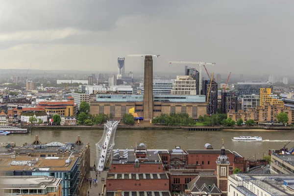 Londra'da yağmur — Stok fotoğraf