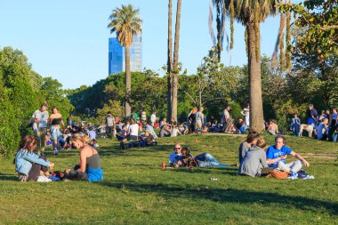 Barcelona Ciutadella park akşamları