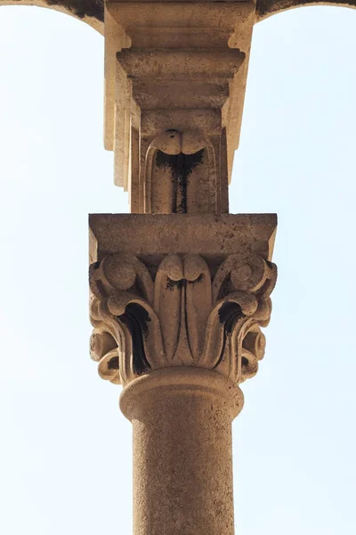 Fragmento arquitectónico da catedral Split, Croácia — Fotografia de Stock