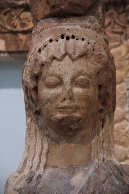 Antik Yunan caryatids yüzü