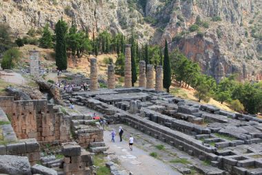 Delphi, Yunanistan Tapınağı kalıntıları