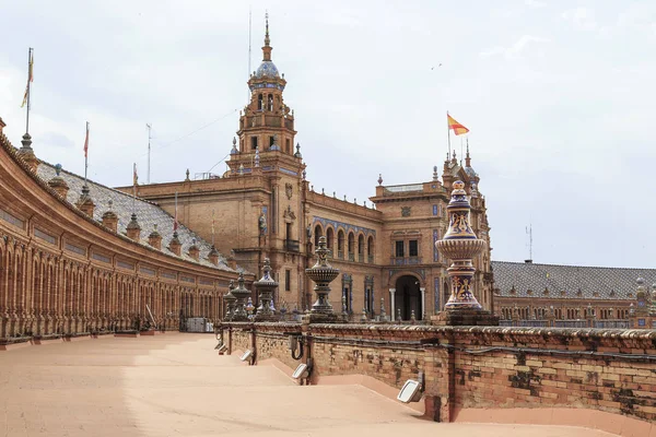 Edifício na Praça de Espanha em Sevilha — Fotografia de Stock