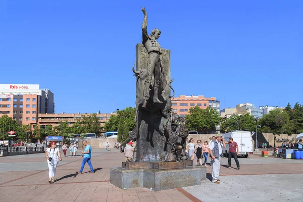 Monumentet dog Torero, ängel föddes i Madrid — Stockfoto