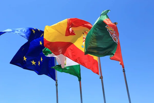 Lijst van vlaggen van de Europese Unie, Andalusië en de stad van Gr — Stockfoto