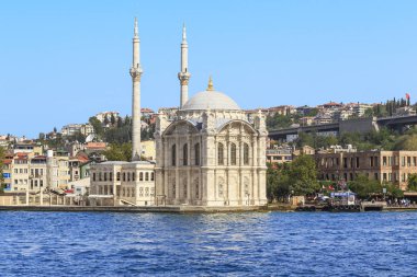 Medzhidiye (Ortakey cami), Istanbul Ulu Camii