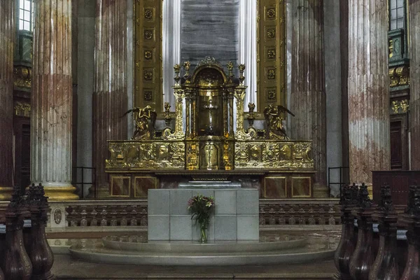 Intérieur de l'église jésuite, Vienne — Photo