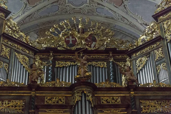 Interior de la iglesia del monasterio de Gottweig en el valle de Wachau — Foto de Stock