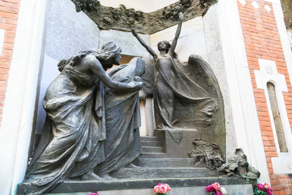 米兰的纪念碑公墓 — 图库照片