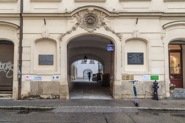 Fragmento de uma casa histórica em Viena — Fotografia de Stock