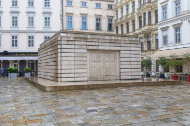 Viyana 'daki Yahudi soykırımının kurbanlarının anıtı.