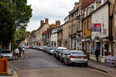 Woodstock 'taki ana cadde, Uk