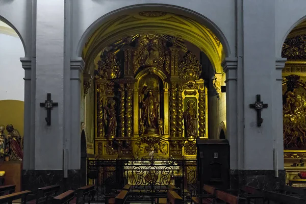 Interior de la Iglesia de Belén Madre de Dios, Barcelona, Sp —  Fotos de Stock