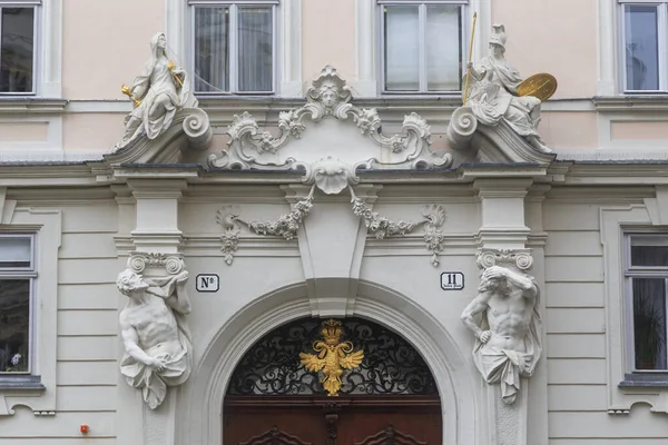 Fragmento de decoração barroca em Viena — Fotografia de Stock