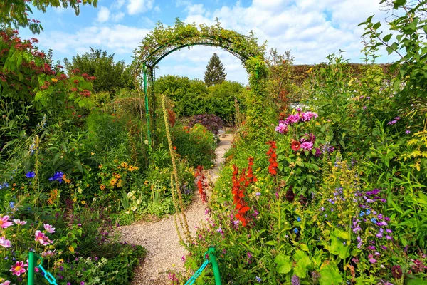 Giverny Frankreich August 2019 Dies Ist Eine Der Gartengassen Auf — Stockfoto