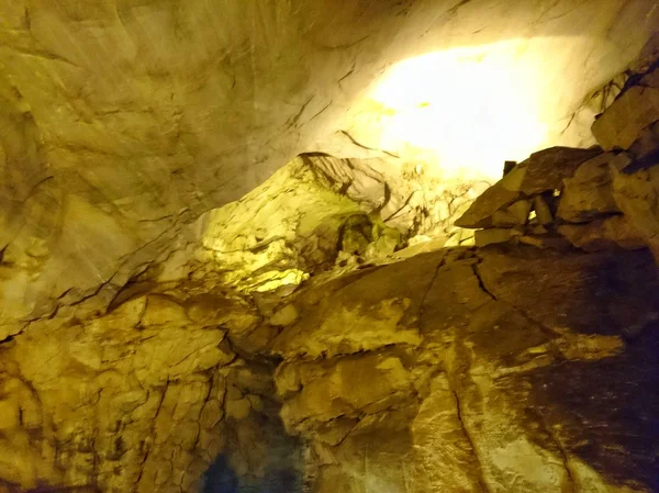 Caverna Dupnisa Demirkoy Kirklareli Turquia — Fotografia de Stock