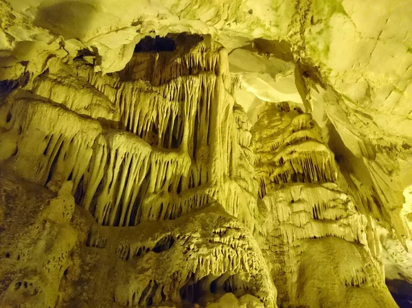 Dupnisa Grotte Maras — Photo