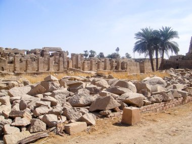 Lüks Mısır 'daki karnak tapınağı
