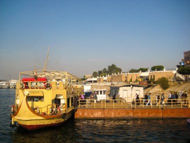 Lüks Mısır 'daki karnak tapınağı 