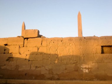Lüks Mısır 'daki karnak tapınağı