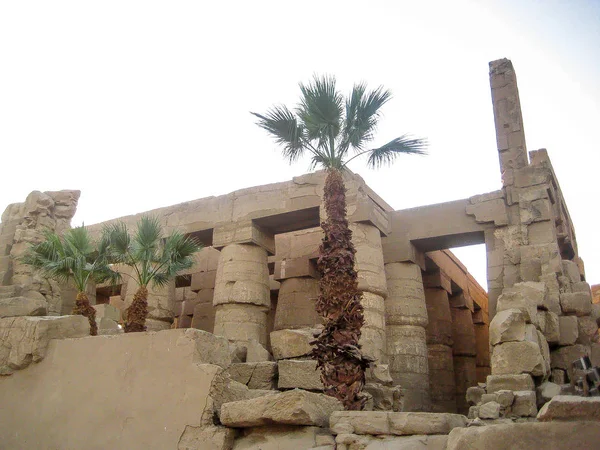 Lüks Mısır 'daki karnak tapınağı