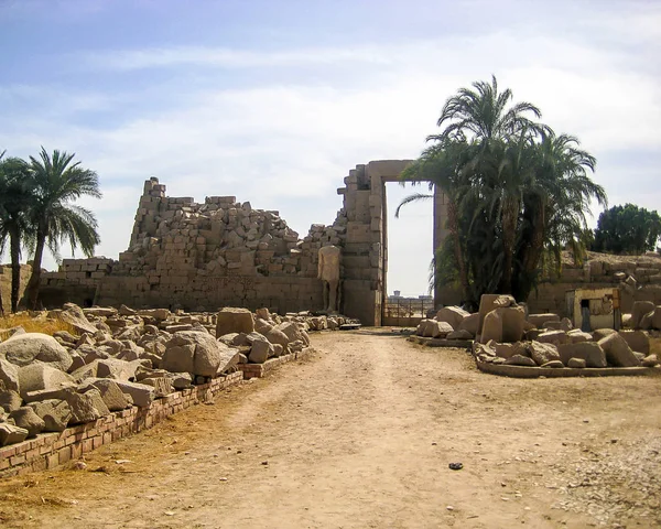 奢华城市埃及的卡拉纳克神庙 — 图库照片