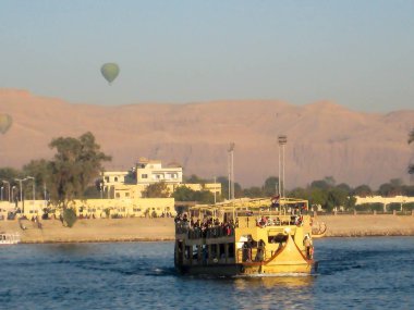 Luxor 'daki Karnak Tapınağı