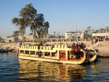 Lüks Mısır 'daki karnak tapınağı