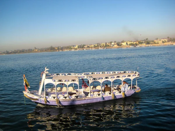 Lüks Mısır 'daki karnak tapınağı