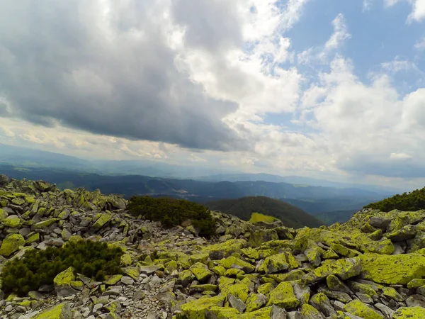 Карпатські Гори Україні — стокове фото