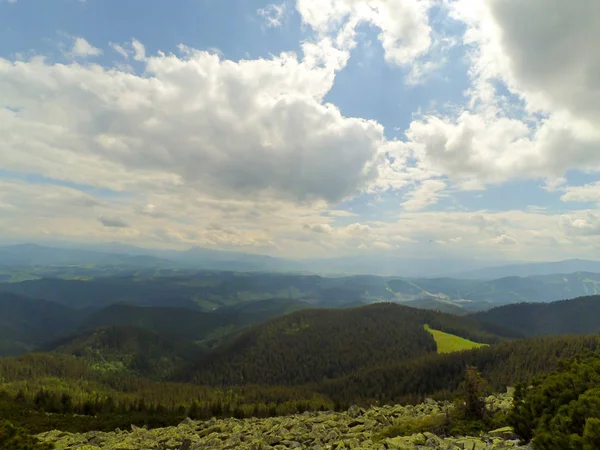 Карпатські Гори Україні — стокове фото