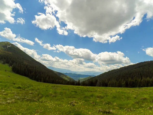 Montanhas Cárpatas Ucrânia — Fotografia de Stock