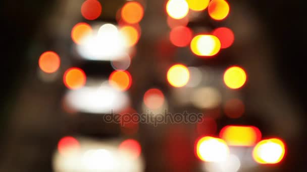 Suddig lampor av trafikstockning — Stockvideo
