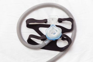 Cpap maske kayışı ve bir yatak, sp_helpindex döşeme hortum ile bağlarken,