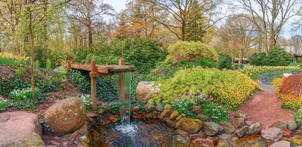 Hollandalı bahar Keukenhof bahçeleri Hollanda manzara