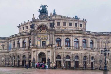 Semperoper Dresden tarihi merkezinde