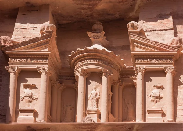 Fasade Treasury Templo Cortado Roca Petra Ciudad Histórica Arqueológica Sur — Foto de Stock