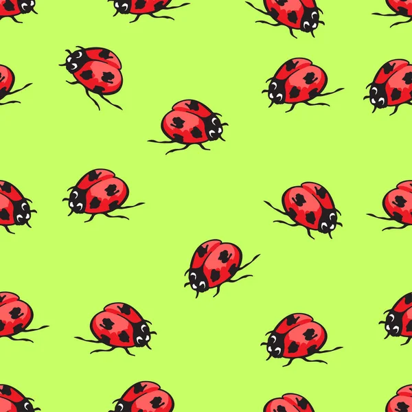 Dibujos animados dibujo a mano escarabajo mariquita patrón sin costuras, vector de fondo. Insectos graciosos sobre un fondo verde. Para el diseño de la tela, papel pintado, envoltura, impresión — Vector de stock