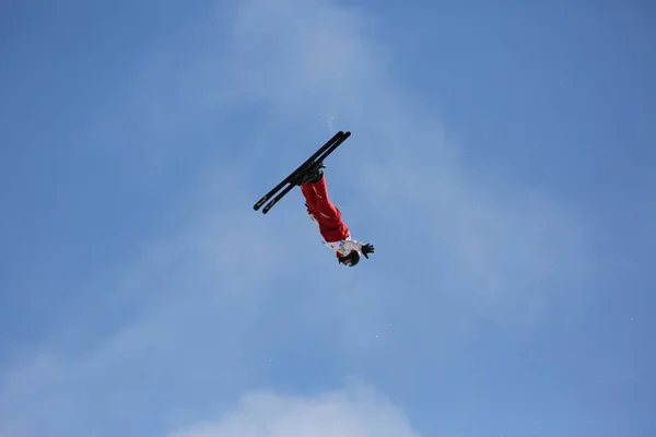 Uçuş Kayakçısı Almaty Serbest Stil Dünya Kupası Elemeleri Şubat 2020 — Stok fotoğraf