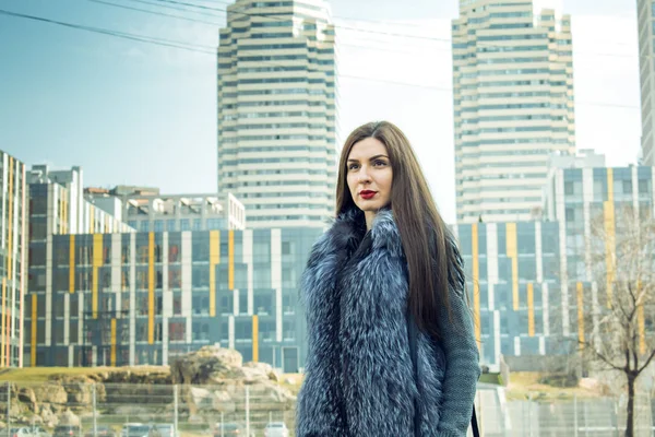 Şehirdeki sokak photosession