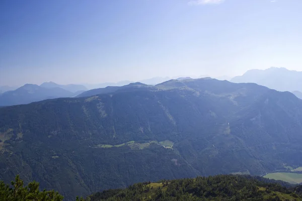 Uma bela vista dos Alpes austríacos, Tirol, Áustria — Fotografia de Stock
