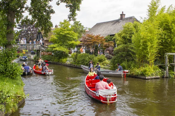 Giethoorn в Нідерландах — стокове фото