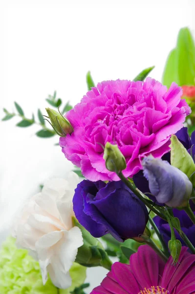 Kleurrijk boeket bloemen — Stockfoto