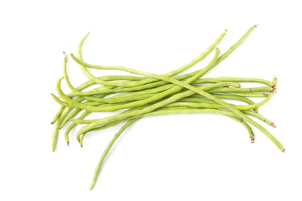 Fresh long beans,cow-peas,yardlong bean on a white background (Common science name Vigna unguiculata subsp, esquipedalis) — Stock Photo, Image